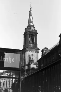 U Bahn Impressions: Glockenspiel Parochialkirche Berlin