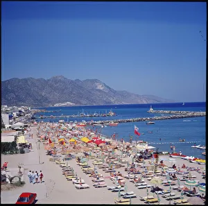 Griechenland, Dodekanes, Insel Kos, Strand Kardamena, Bucht, Sandstrand, Badestrand, Touristen, Ferien, Urlaub