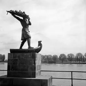 Rhine Impressions: Worms