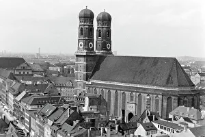 Cathedral Prints: Historische Gebäude und Sehenswürdigkeiten in der Münchener Altstadt