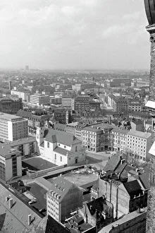Dacher Prints: Historische Gebäude und Sehenswürdigkeiten in der Münchener Altstadt
