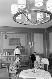 Restaurant Prints: Hotel Elefant, Weimar Hotel „Elefant, Weimar