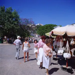 Algarve Stampe: Portugal, Algarve, Albufeira, Einkaufsbummel