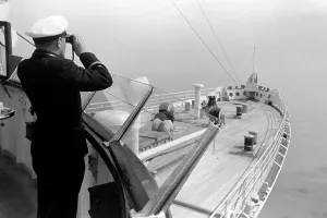 Brucke Stampe: An Deck der Kaiser