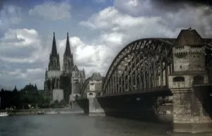 Impressions de Le Haut-Dôme à Colgne et la Brèche de Hohenzollern en Allemagne au début des années trente Jakob Volk Impressions: Köln