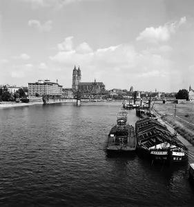 Kahn Prints: Magdeburg
