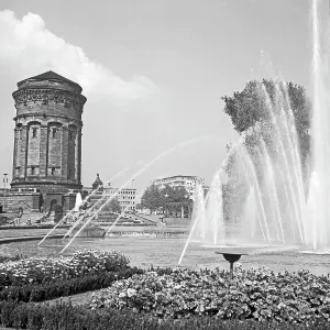 Zierbrunnen Prints: Mannheim