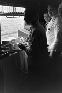 Waiter Prints: Mitropa