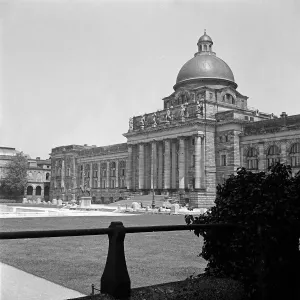 Hauptstadt Der Bewegung Prints: München