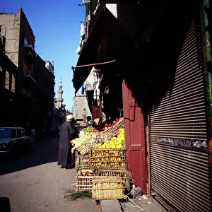 Obststand in einer Gasse zwischen Zitadelle und Basar in Kairo