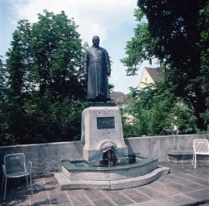 Pfarrer Kneipp Denkmal