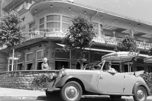 Vintage Cars Prints: Stuttgart