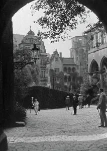 Impressions de Visite de vacances en ville dans les villes franco-allemandes des années 1920 à Heidelberg Jakob Volk Impressions: Villes franciques