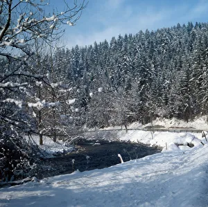 Winter, Eisiger Fluss