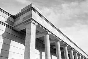 Paul Ludwig Troost Prints: Zu Besuch in München